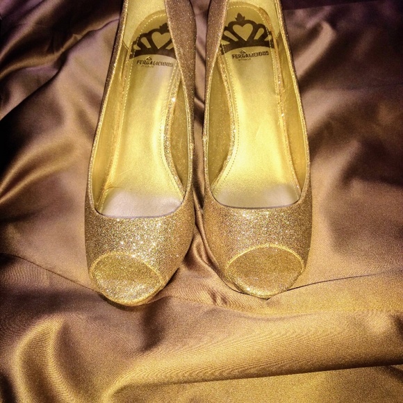 Fergalicious Peep Toe Heel - Picture 2 of 4